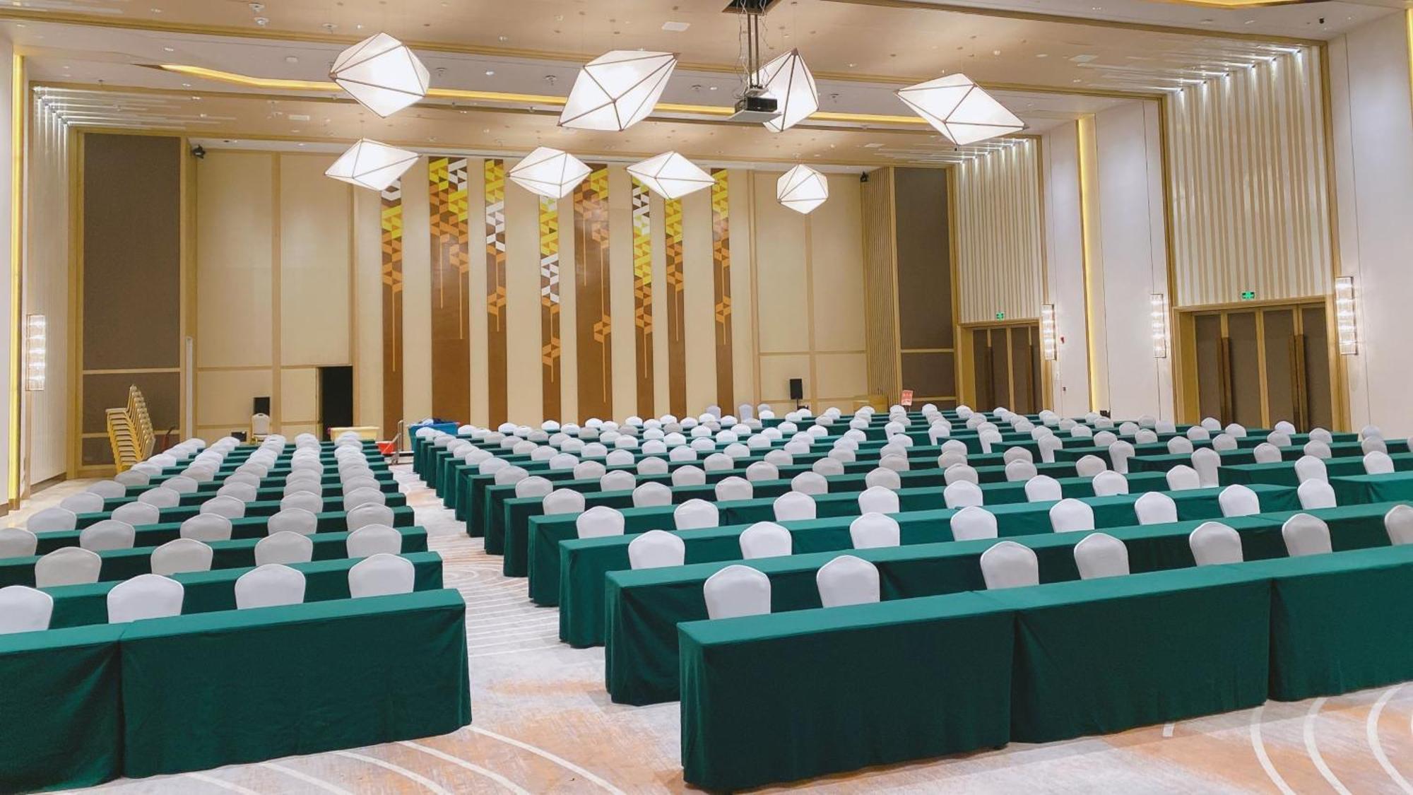 Holiday Inn Shaoguan Downtown By Ihg Exterior photo